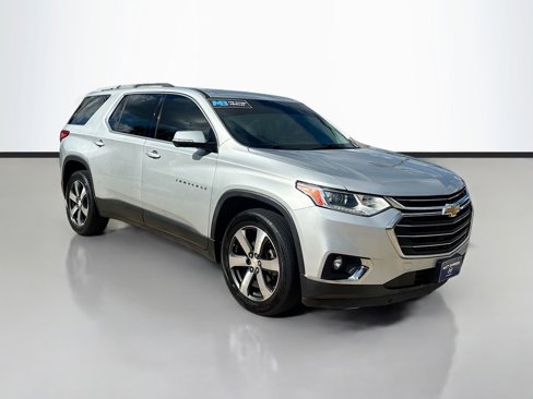Used 2018 Chevrolet Traverse LT image 3