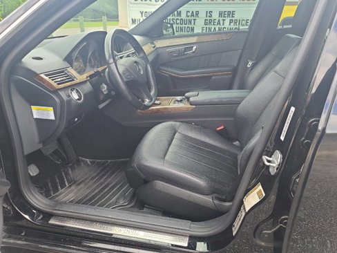Used 2011 Mercedes-Benz E 550 Sedan image 13