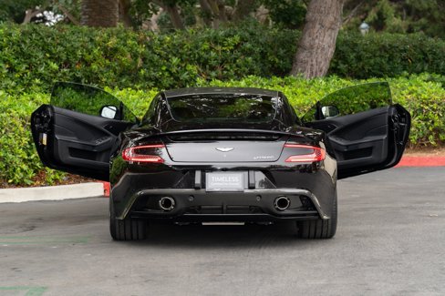 Used 2014 Aston Martin Vanquish Coupe image 7