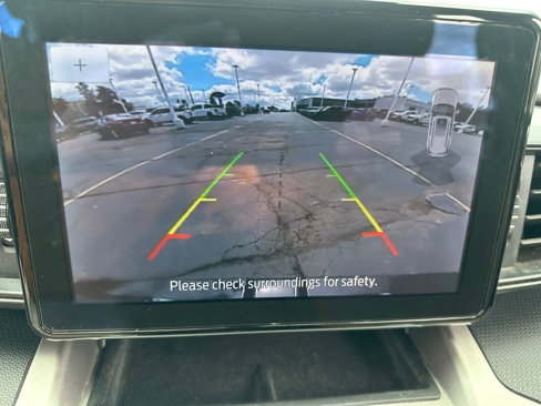 Used 2022 Ford Explorer 4WD image 17