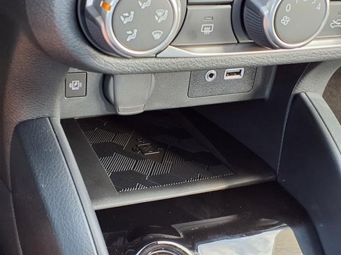 New 2025 Nissan Versa SV w/ Trunk Package image 8