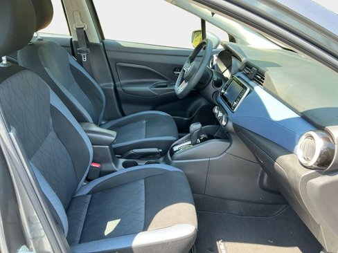 Used 2023 Nissan Versa SV image 16
