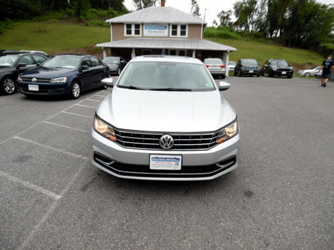 Used 2016 Volkswagen Passat 1.8T SE image 8