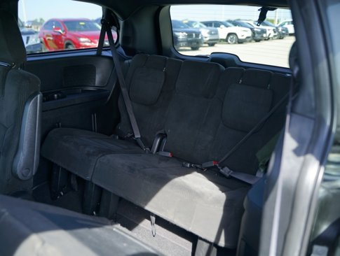 Used 2017 Dodge Grand Caravan SE image 26