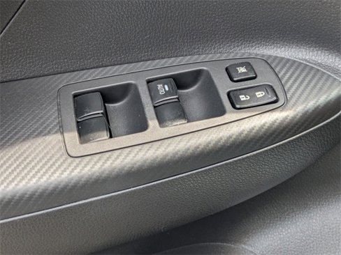 Used 2020 Mitsubishi Eclipse Cross ES image 15