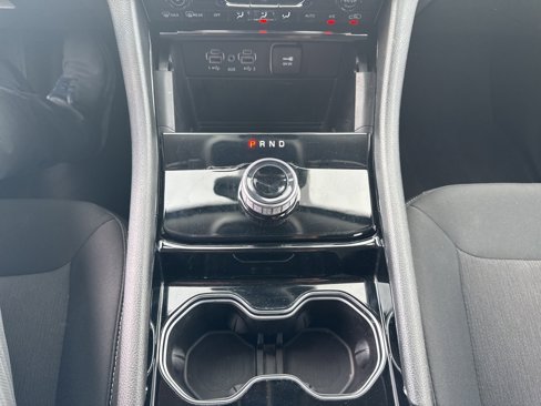 Used 2023 Jeep Grand Cherokee Laredo image 19