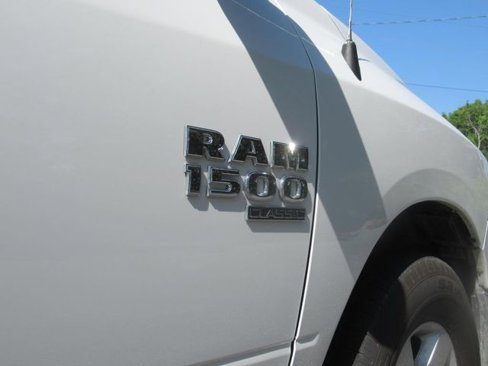 Used 2024 RAM 1500 Classic SLT image 10