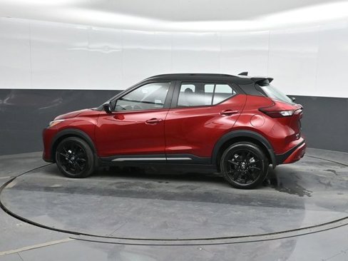 Used 2024 Nissan Kicks SR image 9