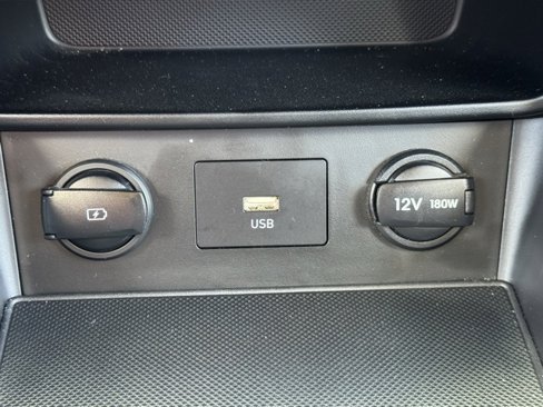 Used 2022 Hyundai Kona SEL image 25