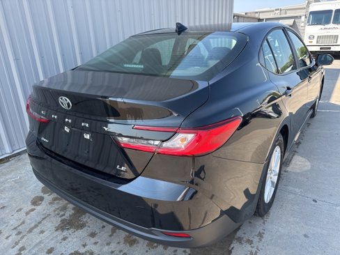 Used 2025 Toyota Camry LE image 19