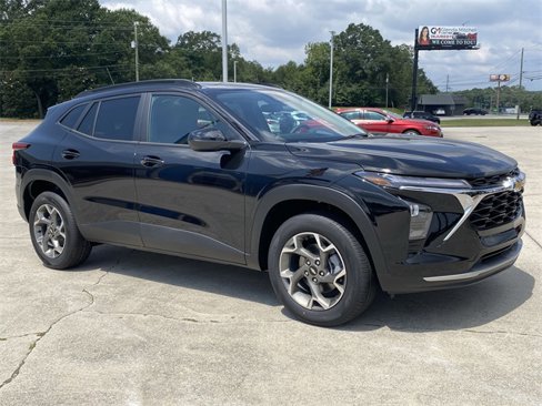 New 2025 Chevrolet Trax LT w/ Driver Confidence Package image 8