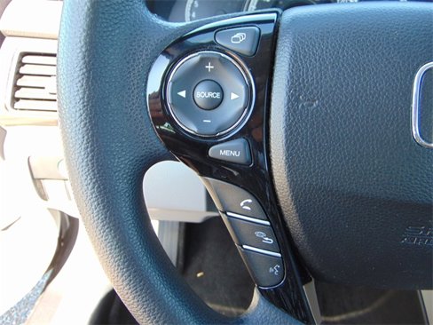 Used 2016 Honda Accord EX image 18
