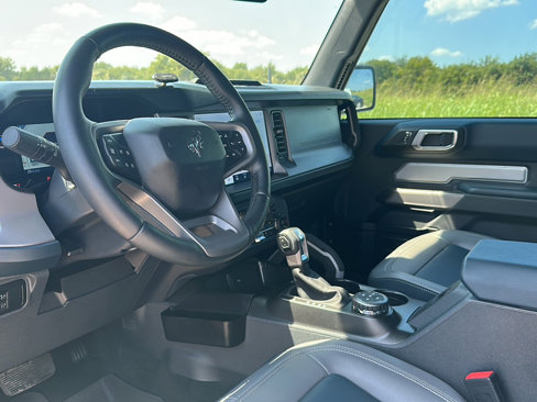 Used 2023 Ford Bronco Outer Banks w/ Sasquatch Package image 12