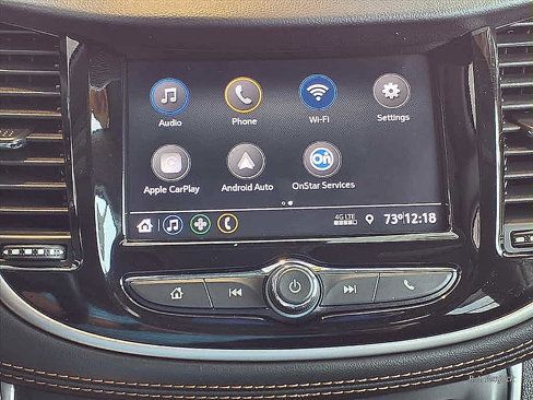 Used 2022 Chevrolet Trax LT w/ Sport Edition image 6