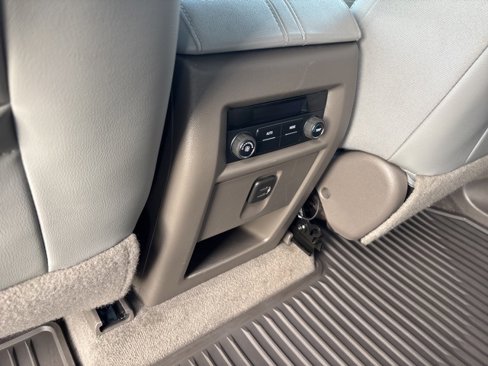 Used 2020 Chevrolet Traverse LT w/ Driver Confidence II Package image 25