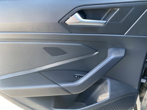 Certified 2023 Volkswagen Jetta S image 28