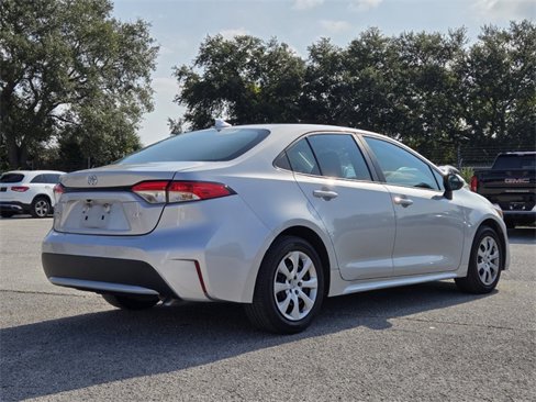 Used 2021 Toyota Corolla LE image 7