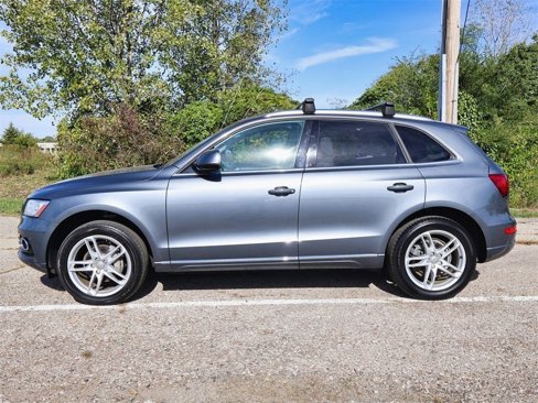 Used 2017 Audi Q5 2.0T Premium Plus w/ Technology Package image 2