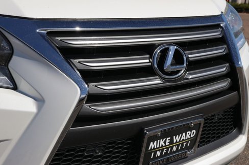 Used 2017 Lexus GX 460 image 12