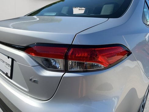 New 2025 Toyota Corolla LE image 30
