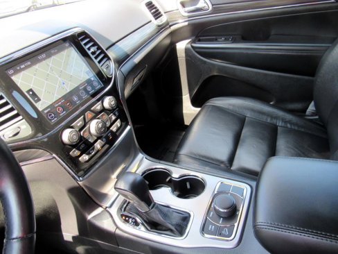 Used 2020 Jeep Grand Cherokee Limited image 29