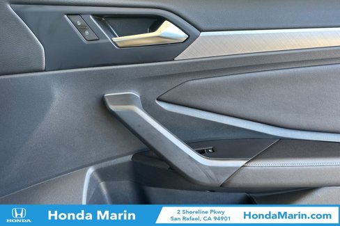 Used 2024 Volkswagen Jetta SE image 20