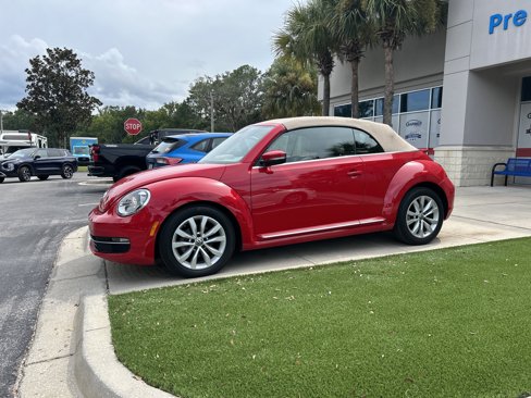 Used 2014 Volkswagen Beetle TDI image 4