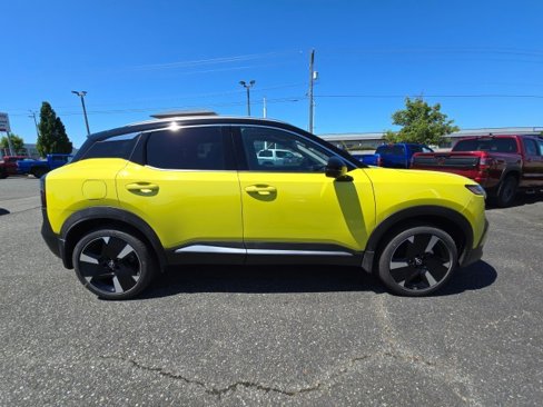 New 2025 Nissan Kicks SR w/ SR Premium Package image 3