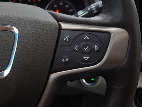 Used 2019 GMC Terrain Denali w/ Advanced Safety Package image 24
