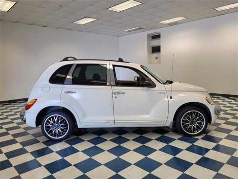 Used 2001 Chrysler PT Cruiser image 13