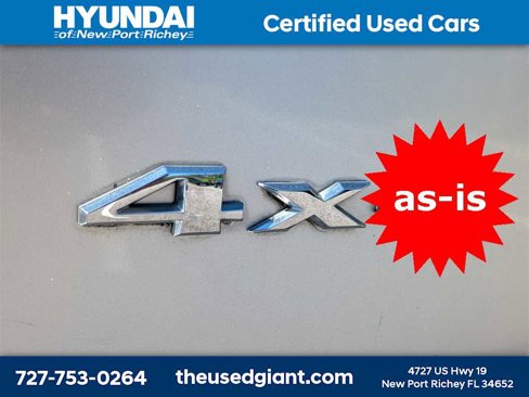 Used 2012 Jeep Liberty Arctic image 13