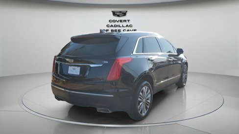 Used 2017 Cadillac XT5 Premium Luxury image 9