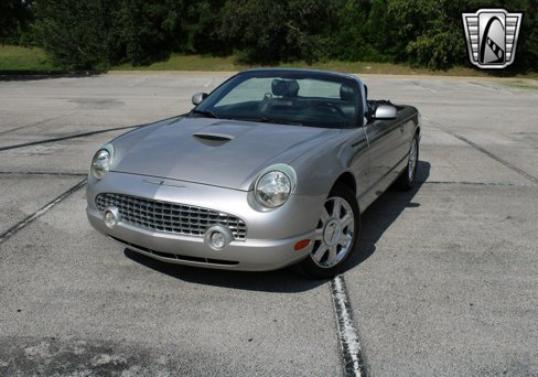 Used 2004 Ford Thunderbird image 7