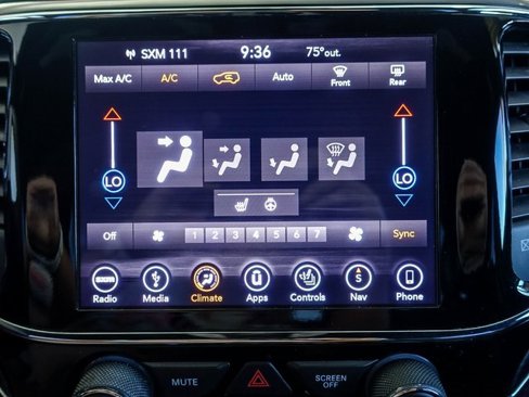Used 2019 Jeep Grand Cherokee Limited image 9