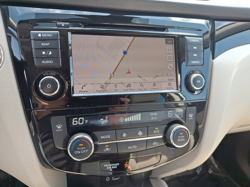 Used 2022 Nissan Rogue Sport SL image 22