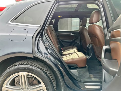 Used 2015 Audi Q5 2.0T Premium Plus w/ Technology Package image 17