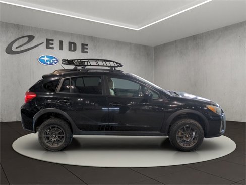 Used 2017 Subaru Crosstrek 2.0i Premium w/ Moonroof Package image 5