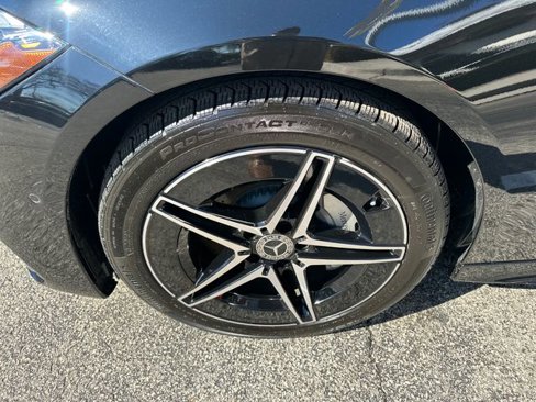 Used 2024 Mercedes-Benz C 300 Sedan image 10