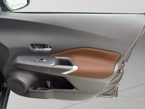 Used 2021 Nissan Kicks SR w/ Interior Electronics Package image 26