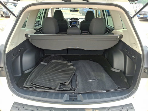 Certified 2023 Subaru Forester Premium image 30