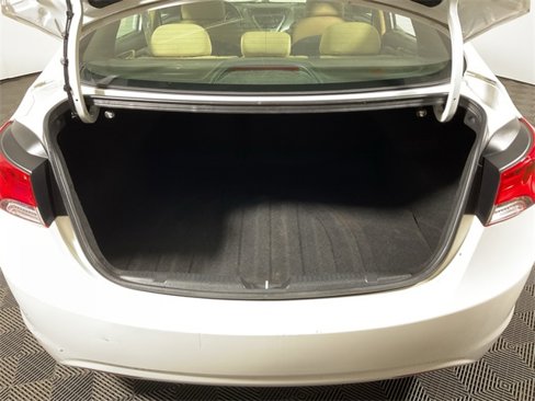 Used 2011 Hyundai Elantra GLS w/ Preferred Equipment Pkg 3 image 8