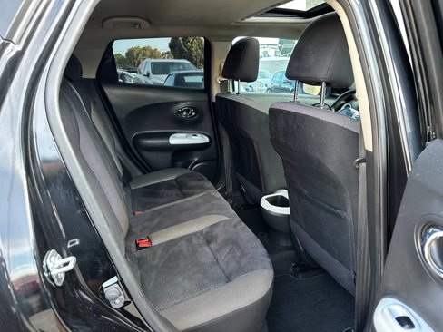 Used 2017 Nissan Juke SV image 36