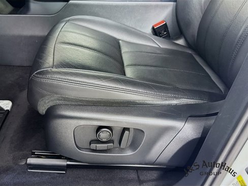 Used 2020 Land Rover Range Rover Evoque SE image 25