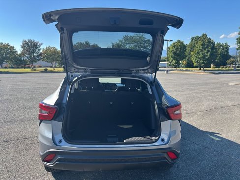 Used 2024 Chevrolet Trax LS w/ LS Convenience Package image 15