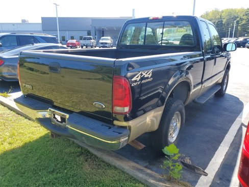 Used 2000 Ford F250 Lariat image 9