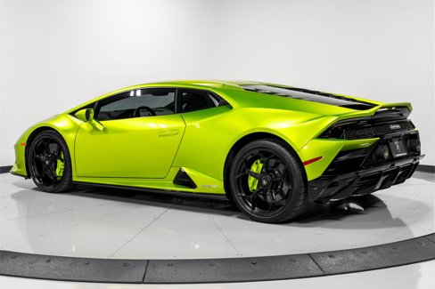 Used 2023 Lamborghini Huracan EVO image 5