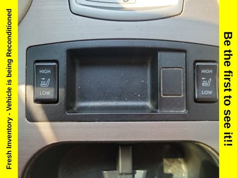 Used 2013 Subaru Outback 2.5i Limited image 32