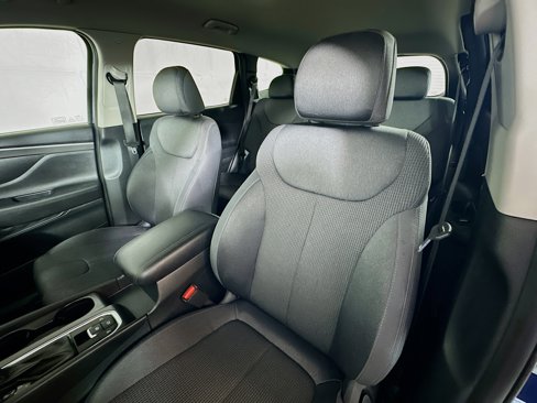 Used 2020 Hyundai Santa Fe SE image 19