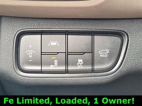 Used 2019 Hyundai Santa Fe Limited image 22