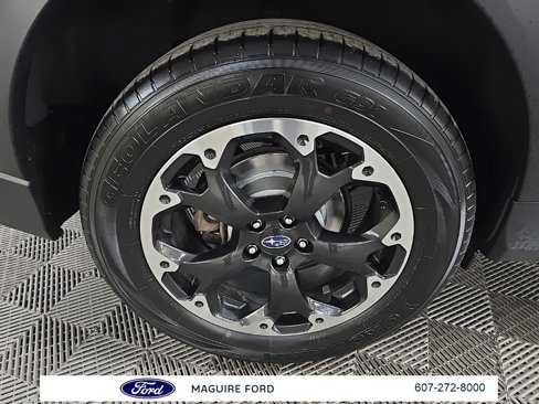 Used 2023 Subaru Crosstrek 2.0i Premium image 13